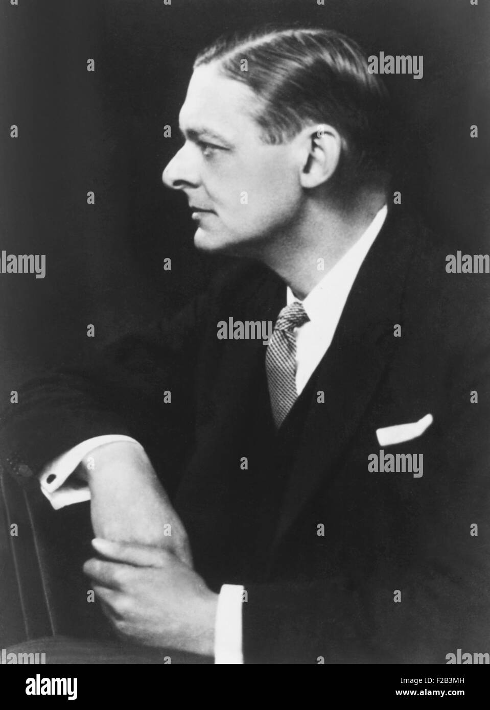 T. S. Eliot, US-amerikanischer geboren, britischer Dichter, Kritiker und Dramatiker. Foto von Elliott & Braten, ca. 1925. -(CSU 2015 5 60) Stockfoto