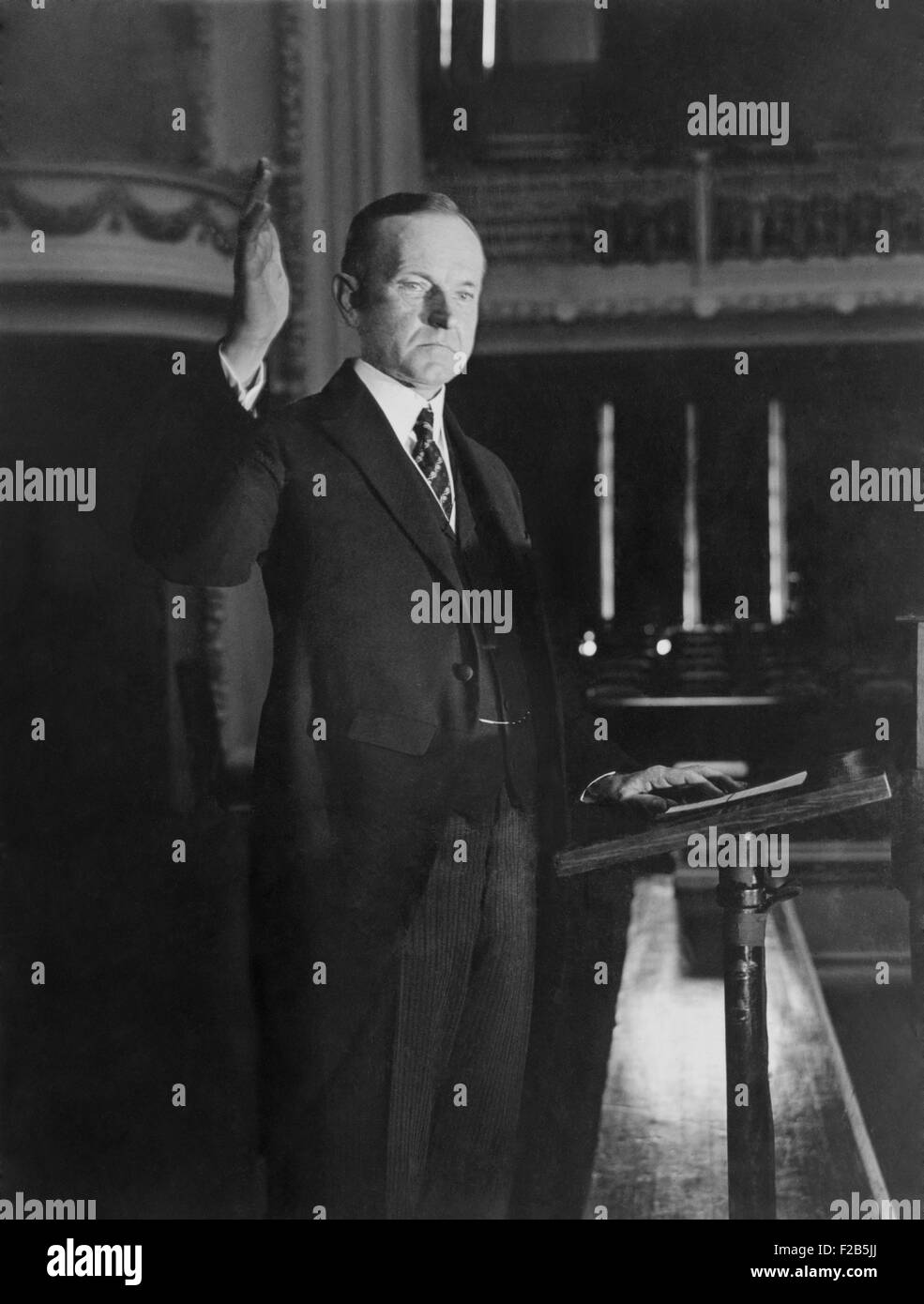 Calvin Coolidge die Nominierung zum Präsidentschaftskandidaten der Republikaner zu akzeptieren. 14. August 1924. In 10 bis 12 Juni nominiert, wurde seine förmliche Abnahme vom 24. Juli wegen des Todes seines jüngsten Sohnes am 6. Juli verschoben. -(BSLOC 2014 17 6) Stockfoto