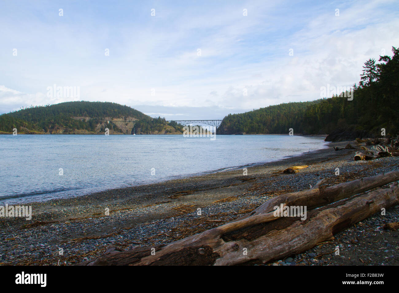 Deception Pass Bridge, der gemeinsamen Namen für zwei zweispurigen Brücken auf Washington State Route 20. Stockfoto