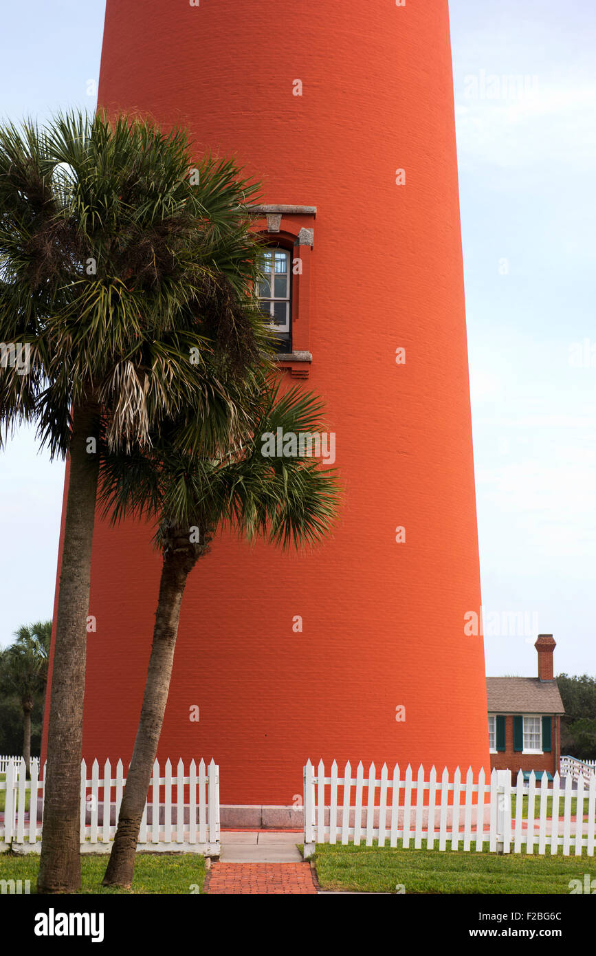 Das Ponce de Leon Inlet Licht in Florida wurde im Jahre 1887 fertiggestellt. Stockfoto