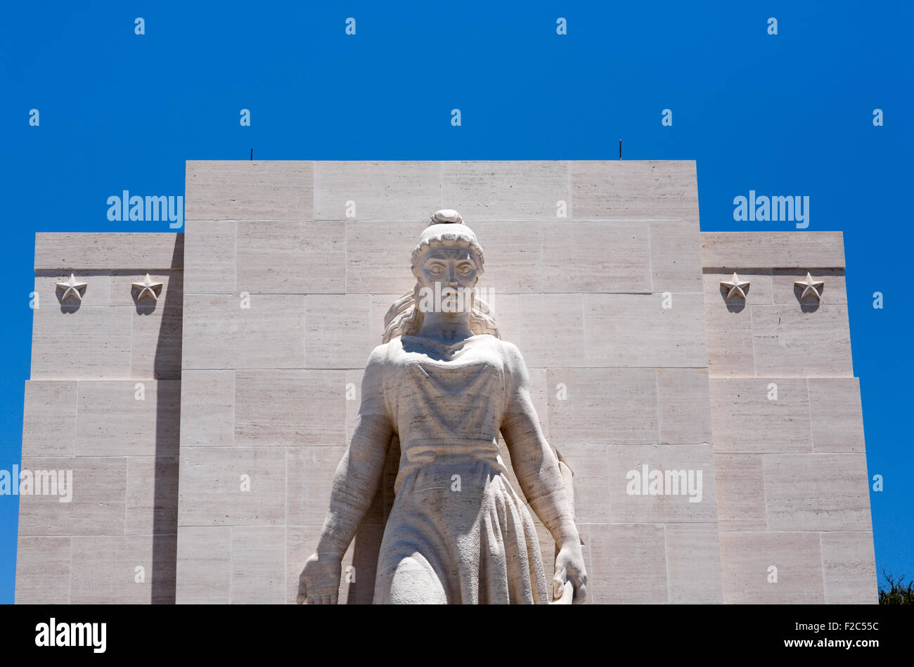Honolulu, Hawaii, USA. 29. Mai 2015. Die Dame Columbia Statue, National Memorial Cemetery of the Pacific (Punchbowl Cemetery). Stockfoto