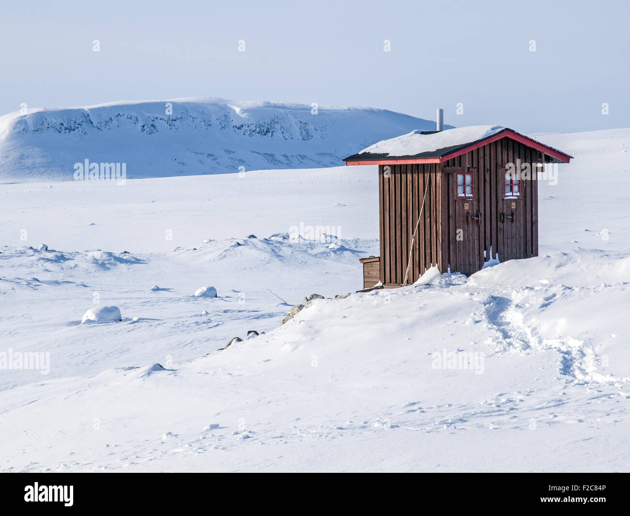 Eine Toilette mit Ausblick in Finnland Stockfoto