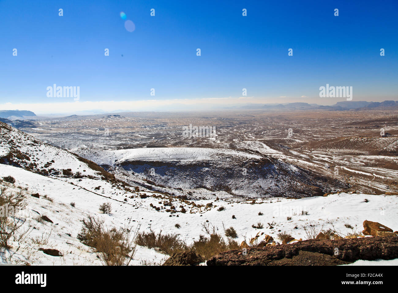 Der Wüste Wadi Rum im Schnee Stockfoto