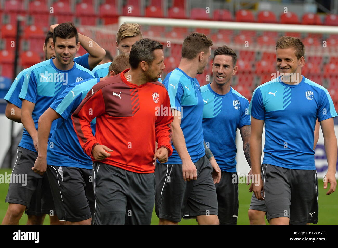 FC Viktoria Plzen Spieler teilnehmen eine Trainingseinheit vor der ersten Runde Gruppe E der UEFA Europa League Spiel FC Viktoria Plzen Vs FC Dinamo Minsk in Pilsen, Tschechische Republik, am Mittwoch, 16. September 2015. (Foto/Pavel Nemecek CTK) Stockfoto