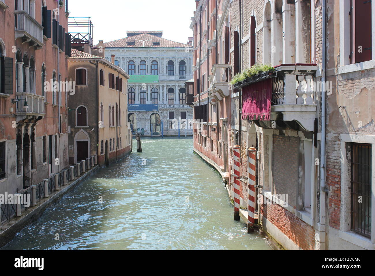 Ein typischer Kanal in Venedig, Italien Stockfoto