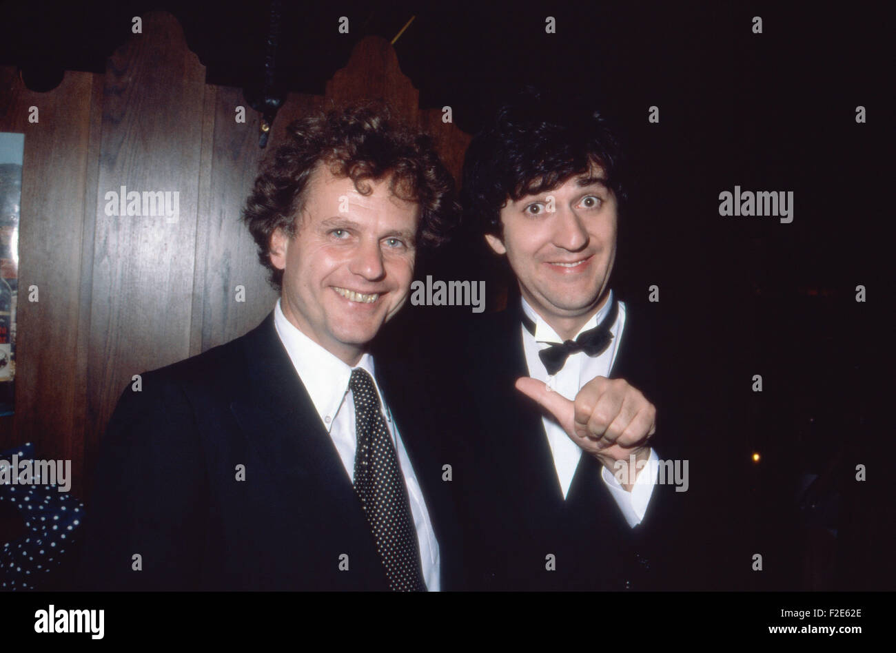 Der Deutsche Schauspieler Und Fernsehmoderator Ilja Richter (Rechts), 1980er Jahre Deutschland. Deutscher Schauspieler und TV-Moderator Ilja Richter (rechts), Deutschland der 1980er Jahre. 24x36DiaV100 Stockfoto