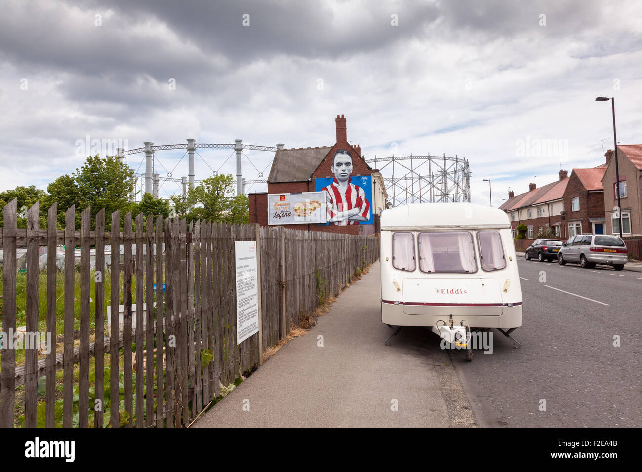 Corporation Road Wandbild von Raich Carter von Frank Styles auf der Blue House Pub, Sunderland, Tyne and Wear, UK Stockfoto