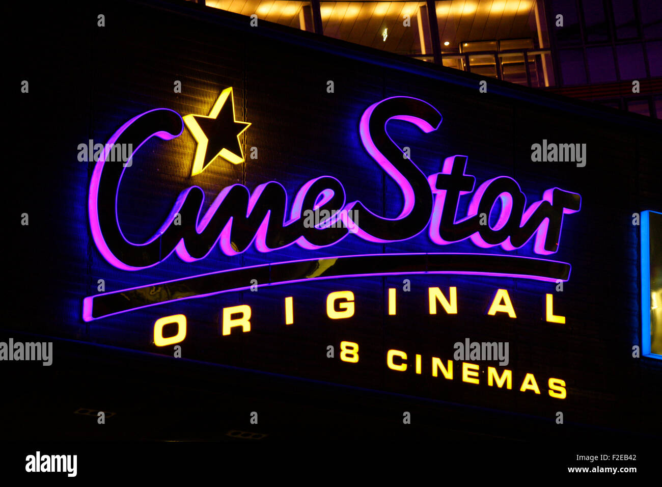 NOVEMBER 2013 - BERLIN: Marken: das Logo der deutschen Kinokette "Cine Star", Berlin. Stockfoto