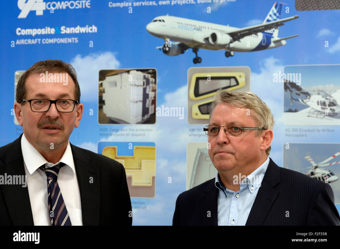 Umsatz des Mitglieds, die Unternehmen der Assoziation der Tschechischen Luftfahrtindustrie stieg im Vorjahr um fast 15 Prozent auf Kc11.9bn und Kc10.5bn des Betrags wurden exportiert, die Gütegemeinschaft Vertreter sagte heute, am Donnerstag, 17. September 2015, während der Feierlichkeiten von 20 Jahren seit der Einrichtung der Firma LA Composite. LA-Composite, das liefert composite-Bauteilen und sets für Airbus-Flugzeuge und Helikopter Agusta-Westland, steigerten den Umsatz um 18 Prozent auf Kc185m letztes Jahr und seinen Gewinn erreicht Kc8m. Die Luftfahrtindustrie in der Welt wächst jährlich um rund 10 bis 12 Prozent. Auf dem Foto LA Compo Stockfoto