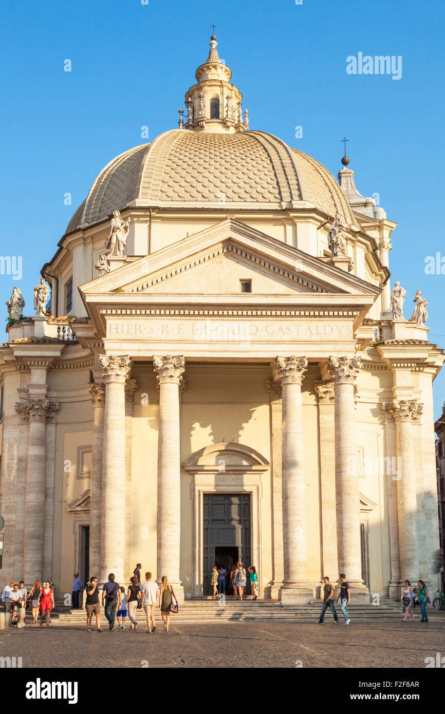 Die Kirche Santa Maria in Montesanto Piazza del Popolo Roma-Lazio Rom Italien-EU-Europa Stockfoto