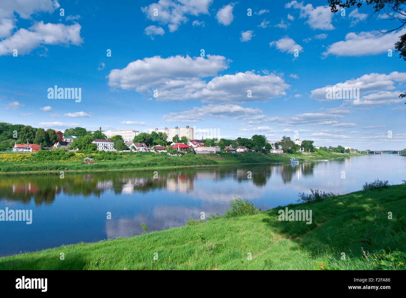 Fluss Zapadnaya Dwina in Polotsk.Vitebsk Region, Belarus anzeigen Stockfoto