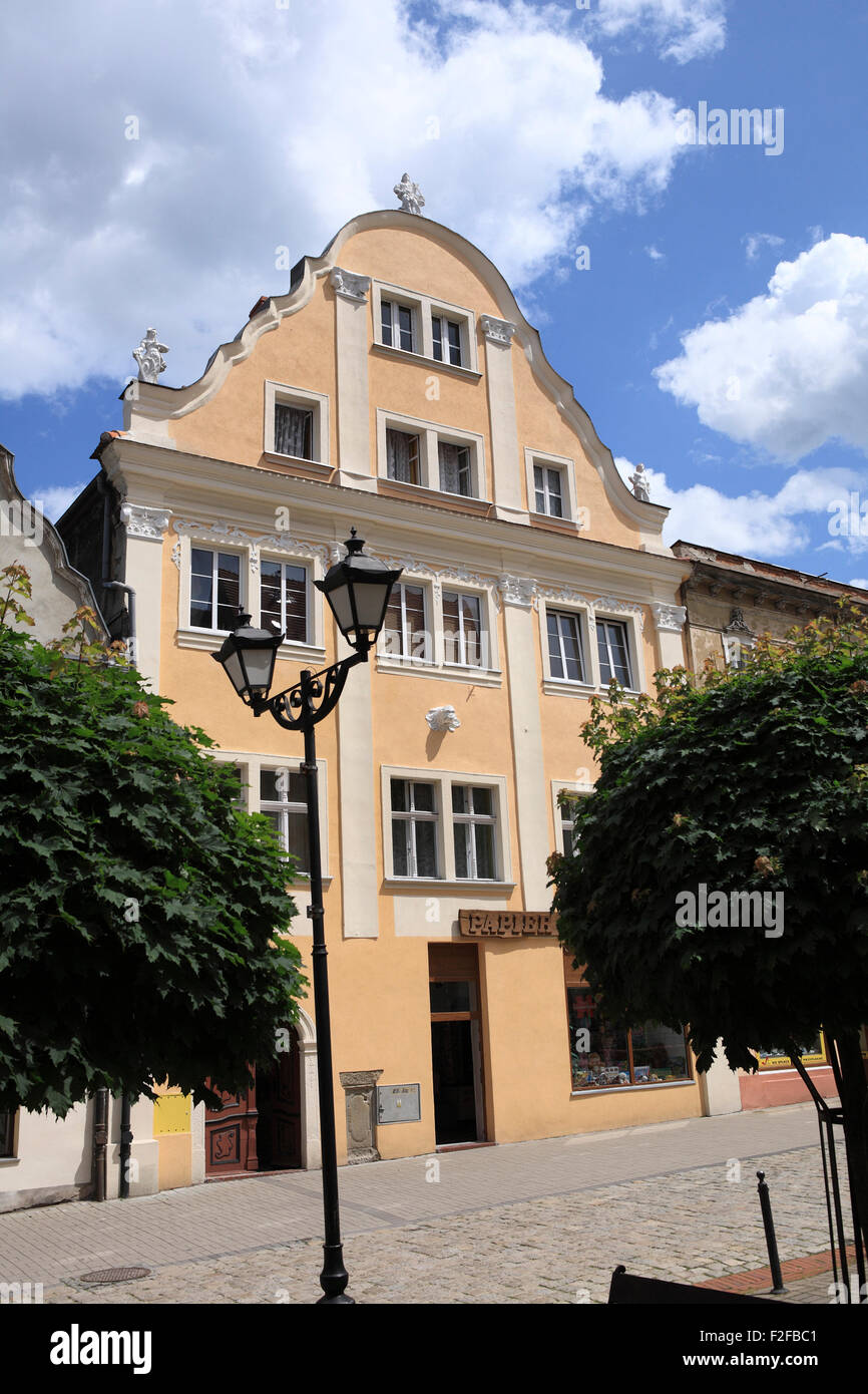 Einkaufszentrum in Kowary ehemalige deutsche Stadt Schmiedeberg. Polen, Niederschlesien, Europa Stockfoto