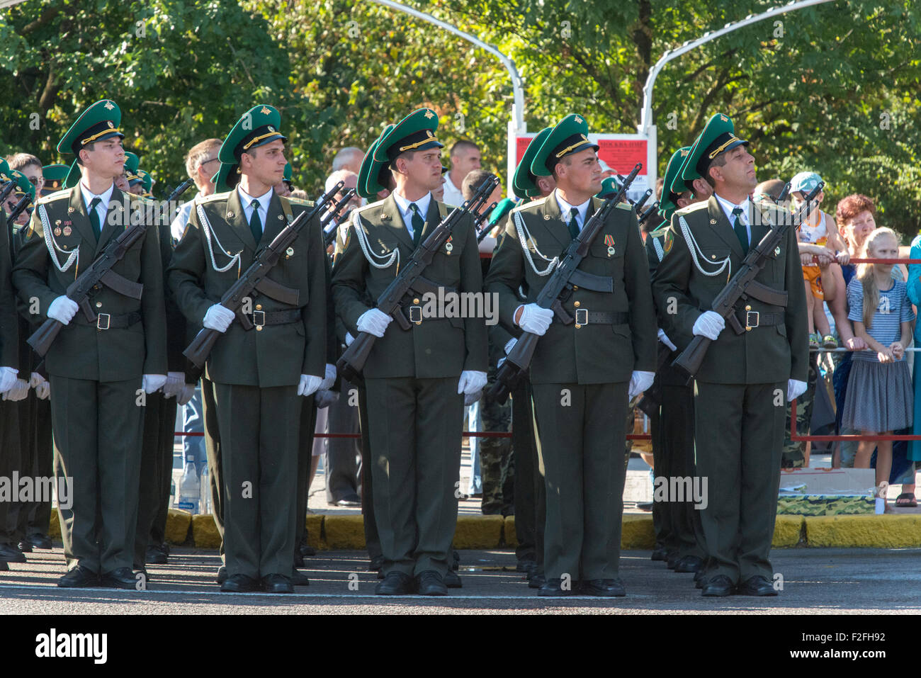 Soldaten, die ständige Aufmerksamkeit 25-jähriges Jubiläum der Schewtschenko moldauischen Republik PMR, Transnistrien, sowjetische UdSSR Moldau Stockfoto