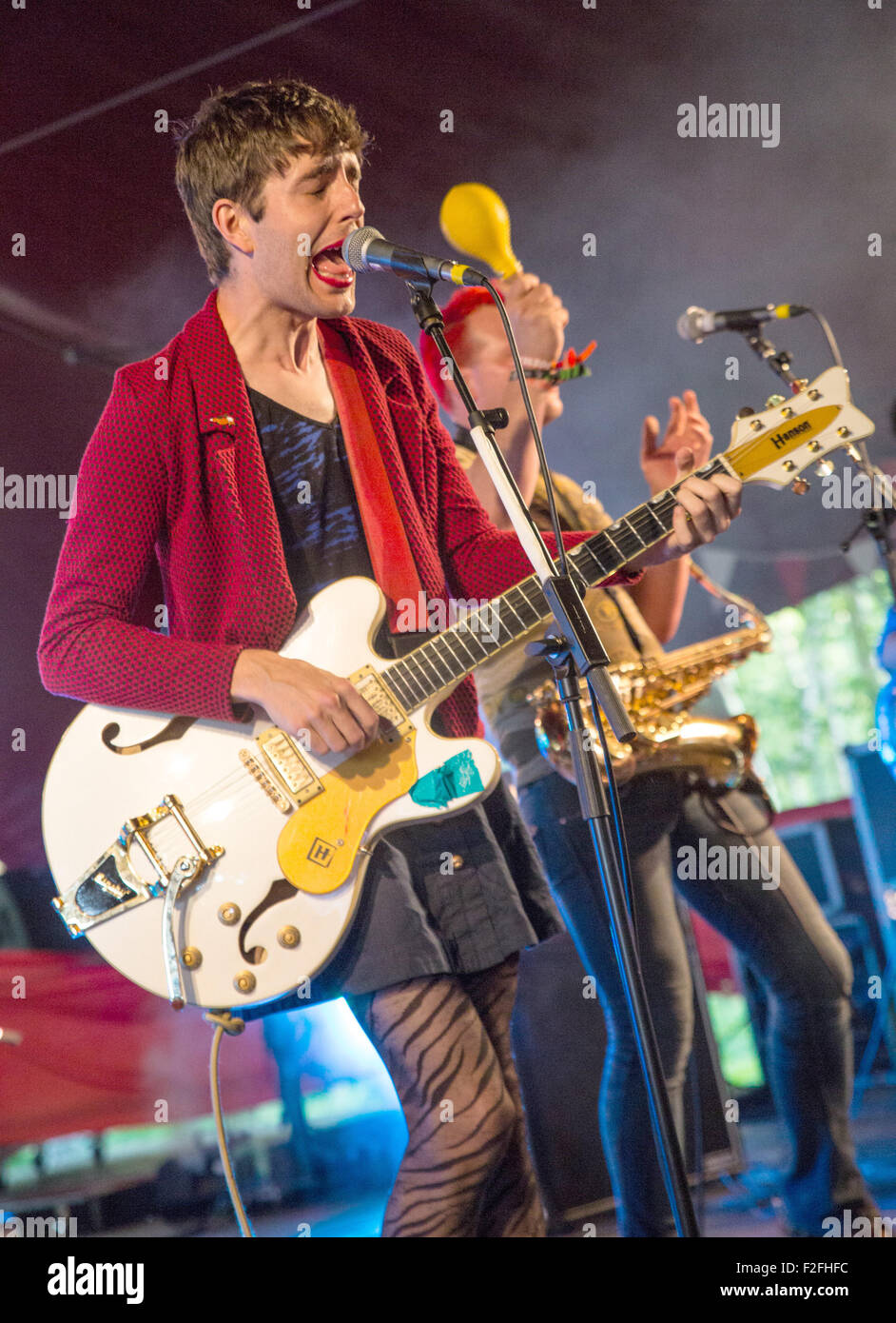 Latitude Festival 2015 - Tag 2 Mitwirkende: Ezra Furman wo: Southwold, Vereinigtes Königreich bei: 17. Juli 2015 Stockfoto