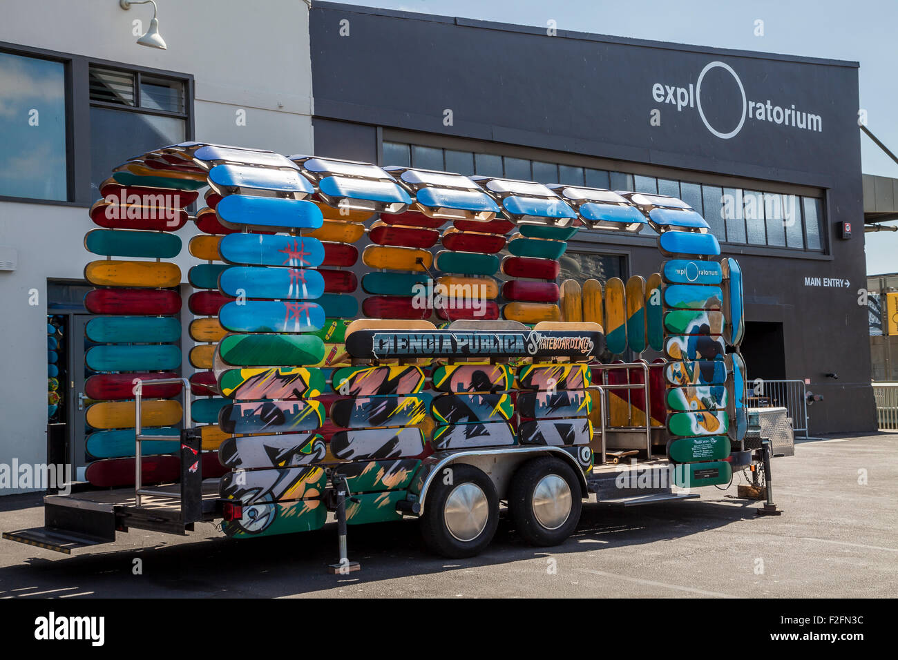 Tragbare Ausstellung über die Wissenschaft des skateboarding am Exploratorium in San Francisco, Kalifornien, USA Stockfoto