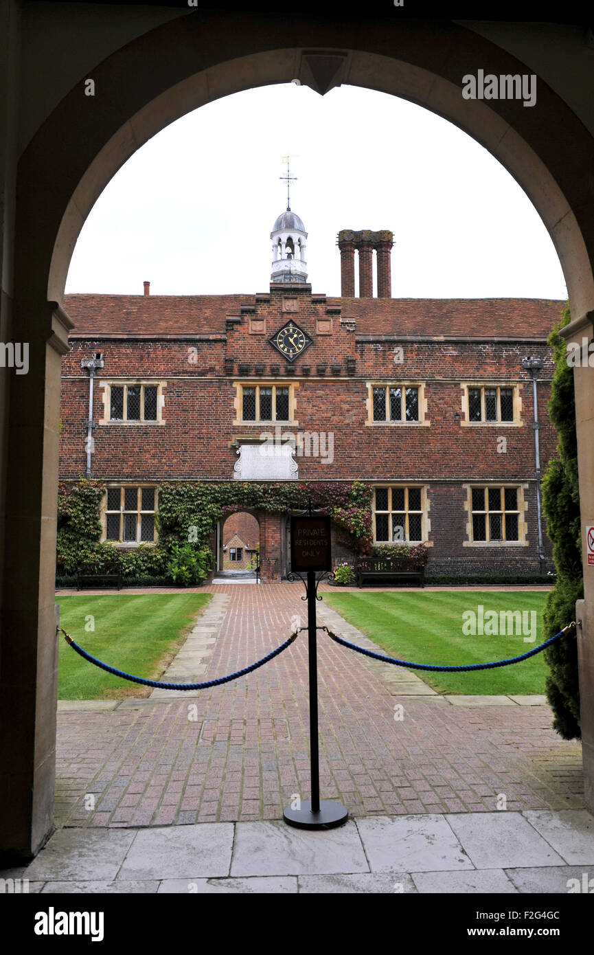 Des Abtes Krankenhaus off The High Street Guildford Surrey UK gegründet von George Abbot, der Erzbischof von Canterbury im Jahre 1619 Stockfoto