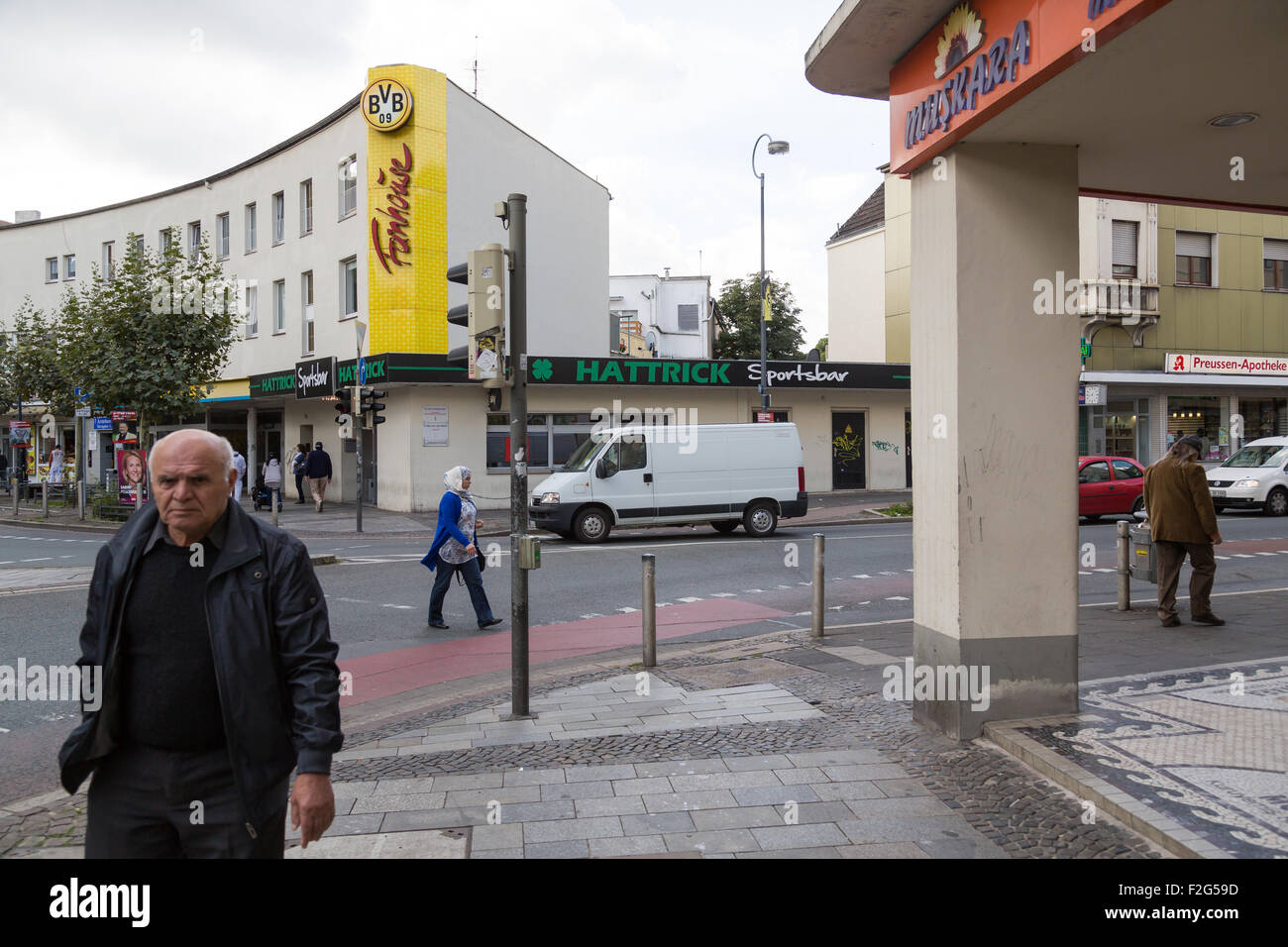 17.09.2013, Dortmund, NordrheinWestfalen, Deutschland Sportsbar mit dem Logo der Fußball