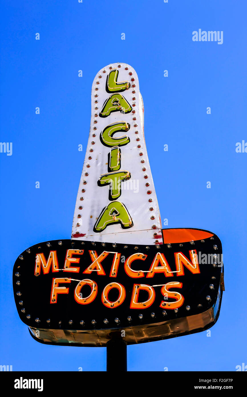 Mexikanisches Restaurant La Cita Overhead Zeichen in Tucumcari, New Mexico Stockfoto