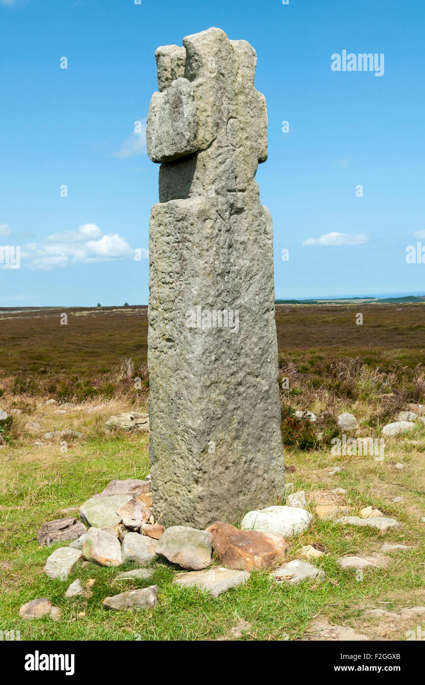Lilla Kreuz auf Lilla Howe, Raketenstarts Moor, North Yorkshire Moors, Yorkshire, England, UK Stockfoto