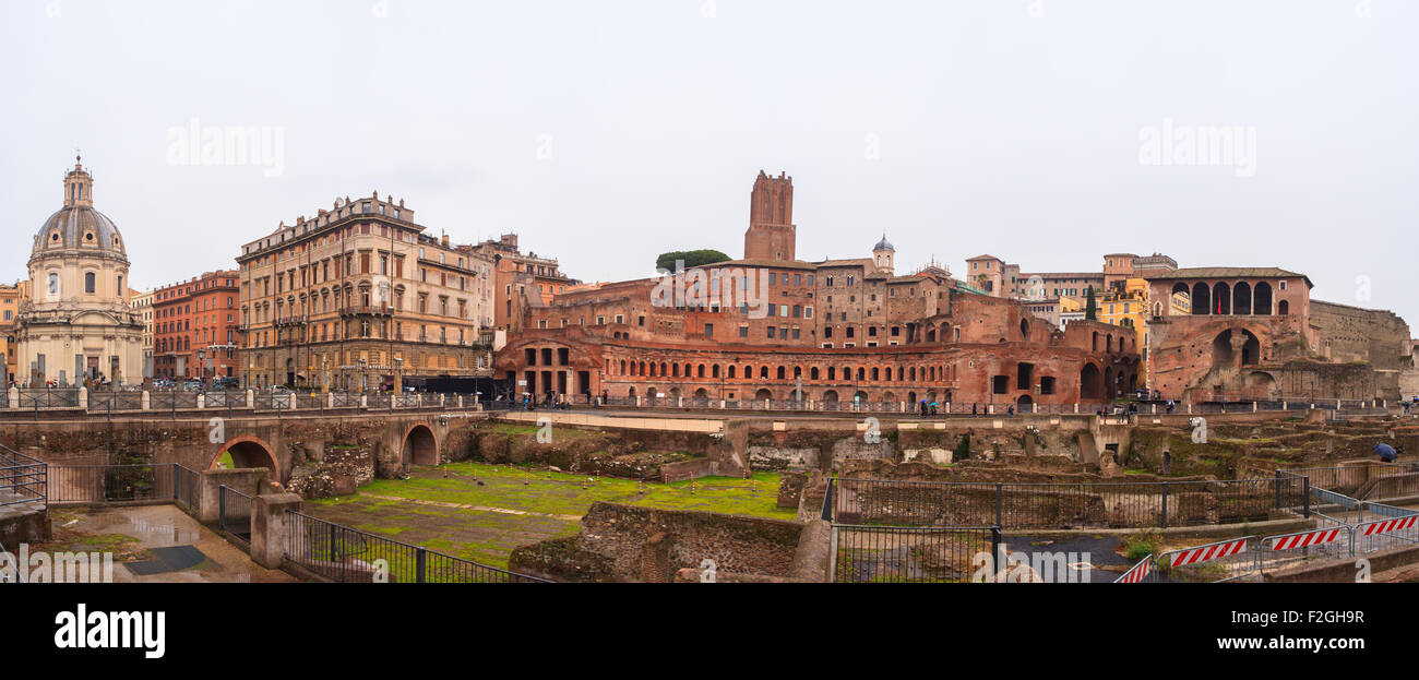 Ansicht der Kaiserforen, Trajans Markt in Rom, Italien Stockfoto