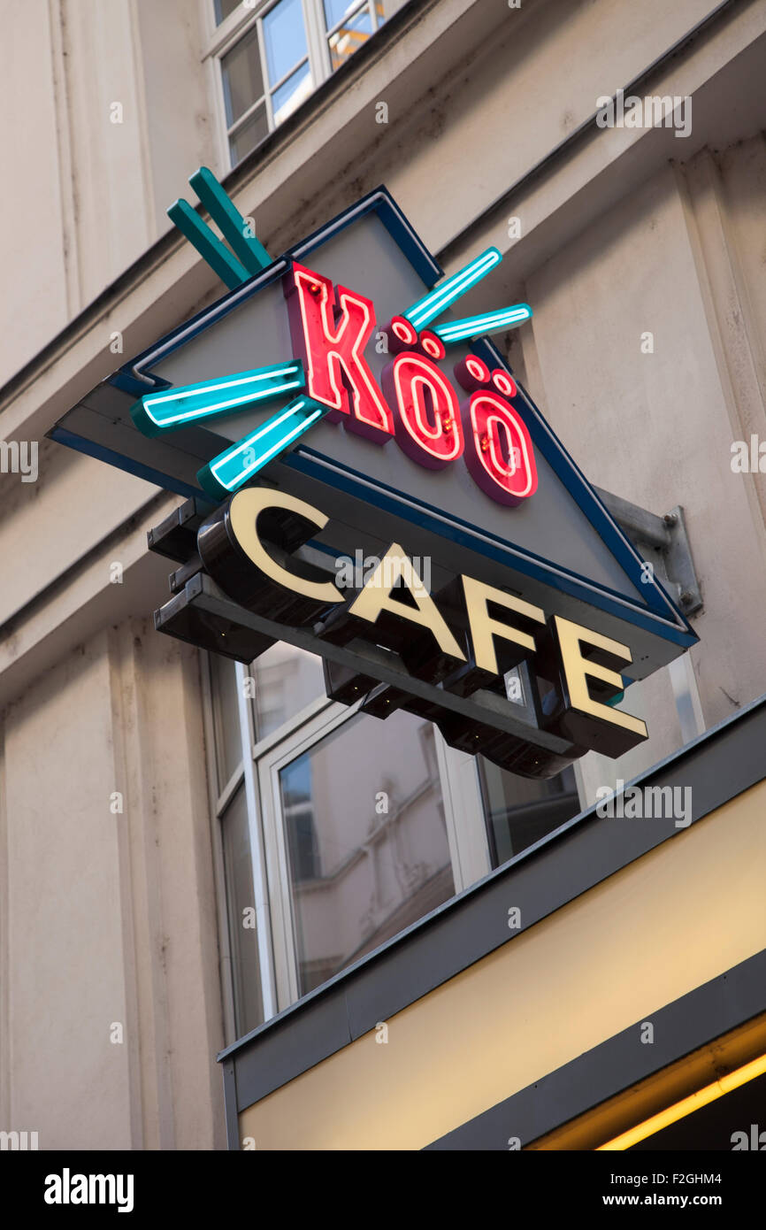Koo-Cafe und Bar, Dorotheergasse Straße, Wien, Österreich Stockfotografie -  Alamy