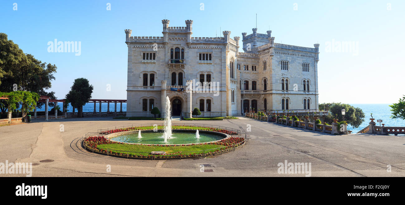 Blick auf Schloss Miramare, Triest - Italien Stockfoto