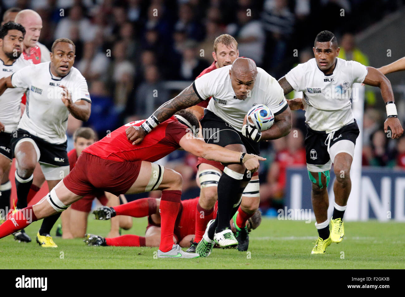 London, UK. 18. September 2015. Nemani Nadolo England V England V Fidschi, Rugby World Cup 2015 Twickenham, London, England 18. September 2015 Rugby World Cup 2015 Twickenham Stadium, London, England Credit: Allstar Bild Bibliothek/Alamy Live-Nachrichten Stockfoto