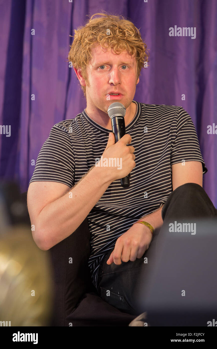 Latitude Festival - Tag 3 - Performances Mitwirkende: Josh Widdicombe wo: Southwold, Vereinigtes Königreich bei: 19. Juli 2015 Stockfoto