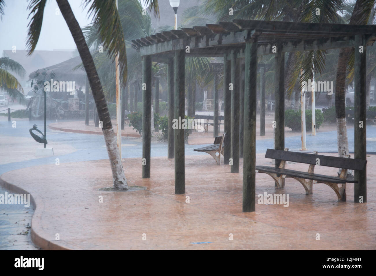 Ein Sturm in Puerto Morelos, Mexiko. Stockfoto