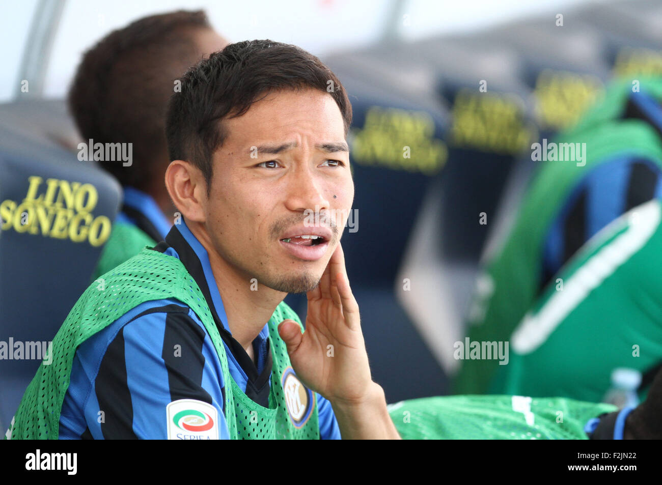 Verona, Italien. 20. September 2015. Inter Mailand Verteidiger Yuto Nagatomo blickt in die italienische Serie A Fußballspiel zwischen AC Chievo Verona V FC Inter Mailand im Stadion Bentegodi auf 20. September 2015. Bildnachweis: Andrea Spinelli/Alamy Live-Nachrichten Stockfoto