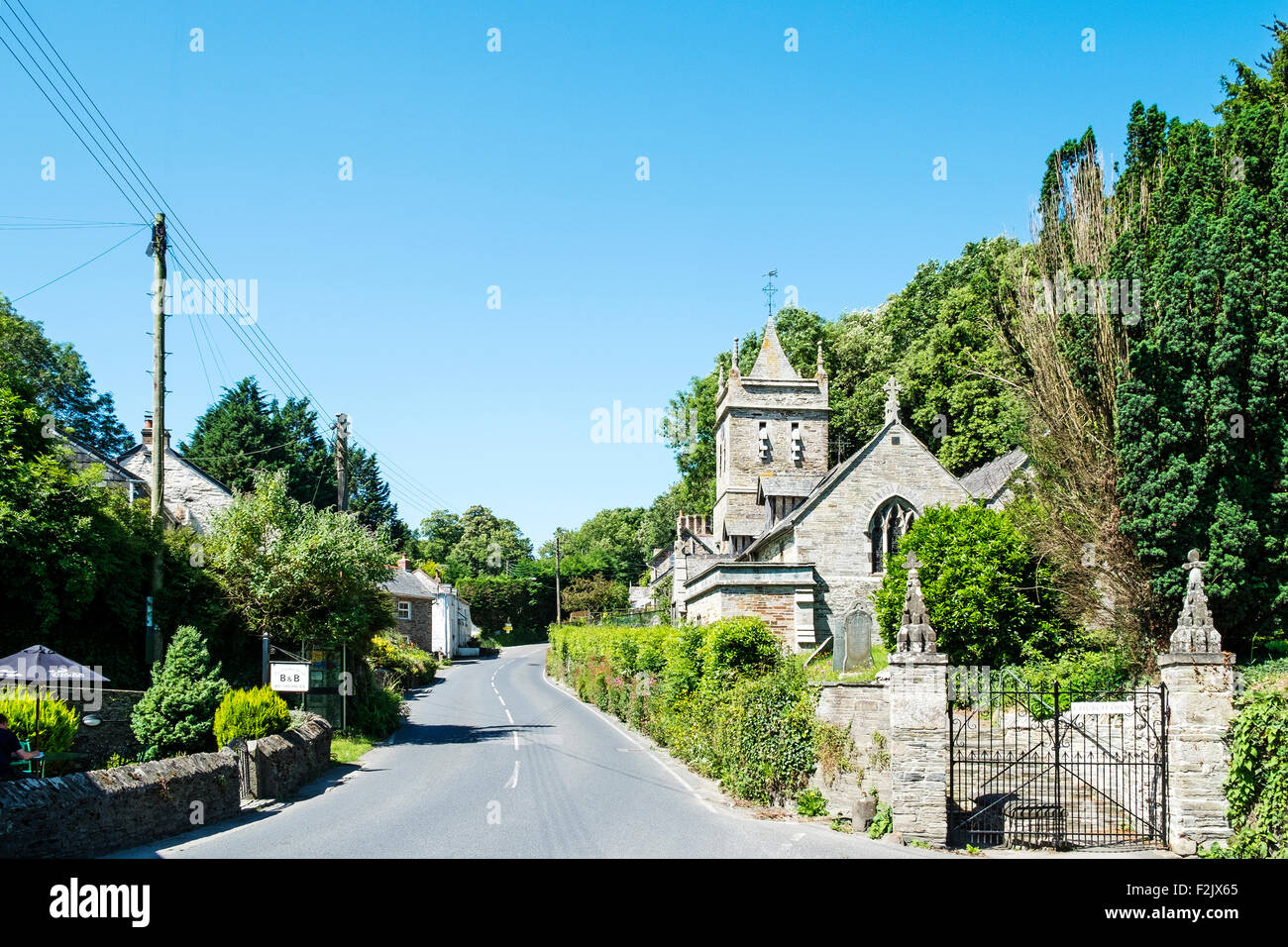 Das Dorf Little Petherick in der Nähe von Padstow in Cornwall, England, UK Stockfoto