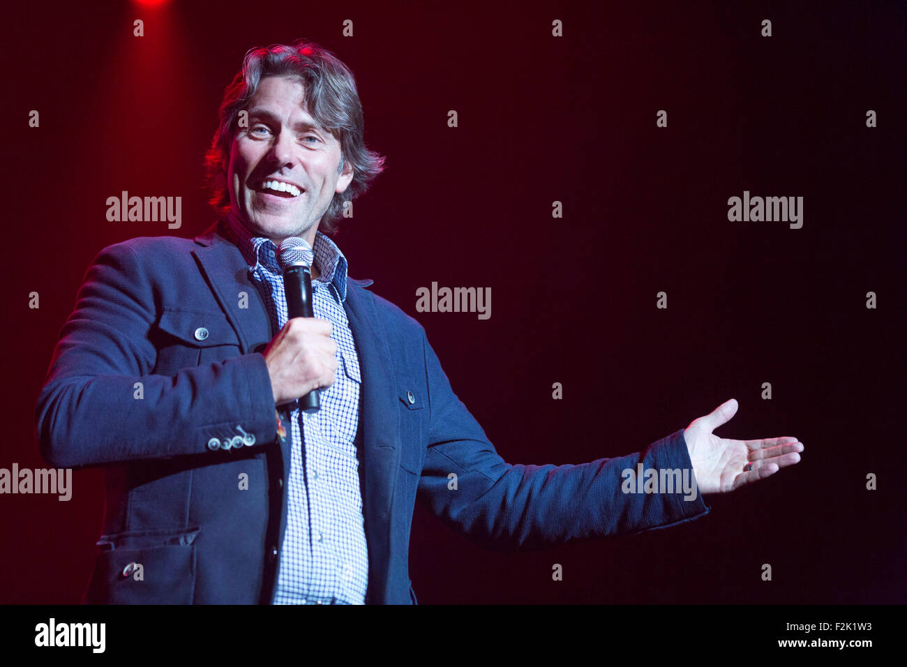 19.09.15 mit lieben Grüßen von Liverpool Konzert. Komiker John Bishop Stockfoto