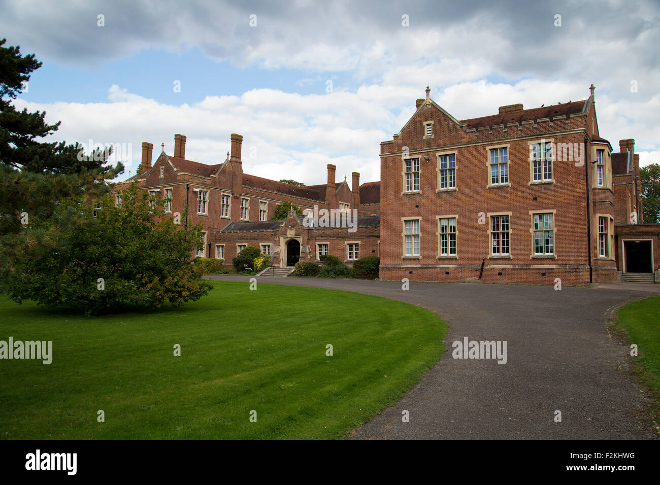Tudor Carew Herrenhaus in Beddington Park derzeit genutzt als Akademie Schule Stockfoto