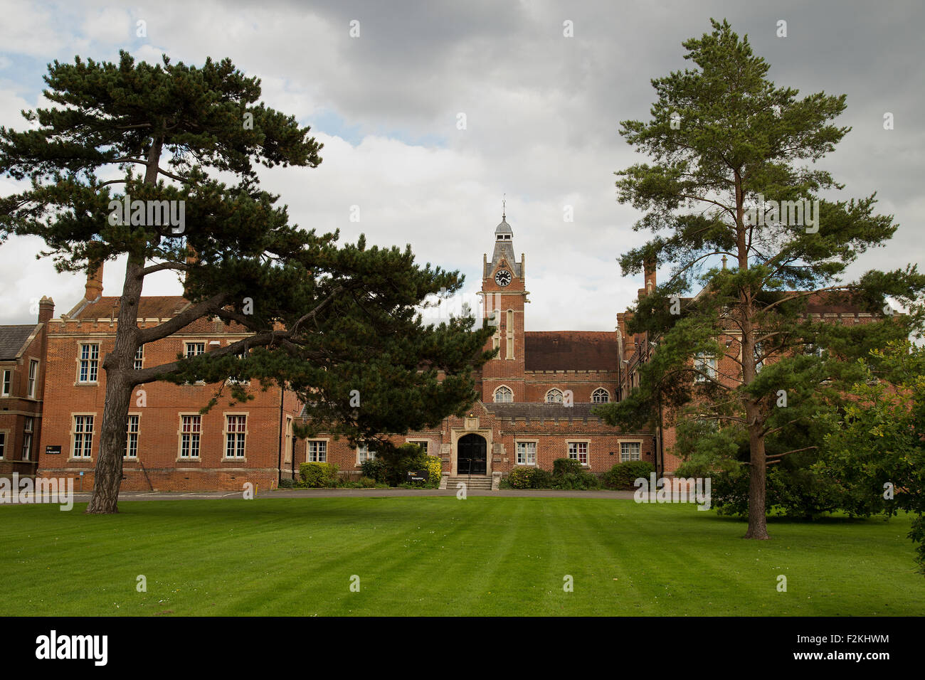 Tudor Carew Herrenhaus in Beddington Park derzeit genutzt als Akademie Schule Stockfoto