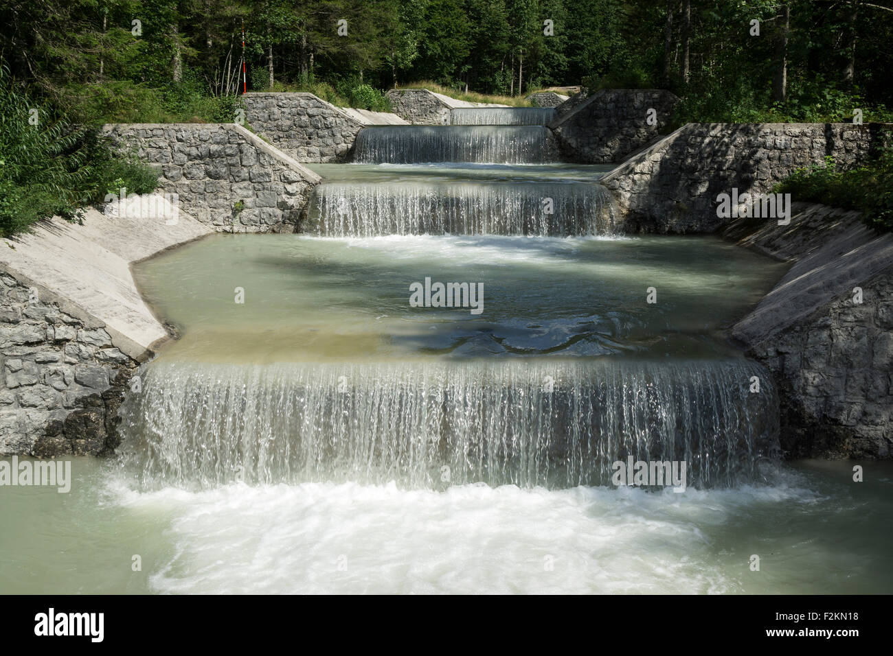 Künstliche Wasserfälle von Rißbachstollen, Rißbach, Walchensee, Upper Bavaria, Bavaria, Germany Stockfoto