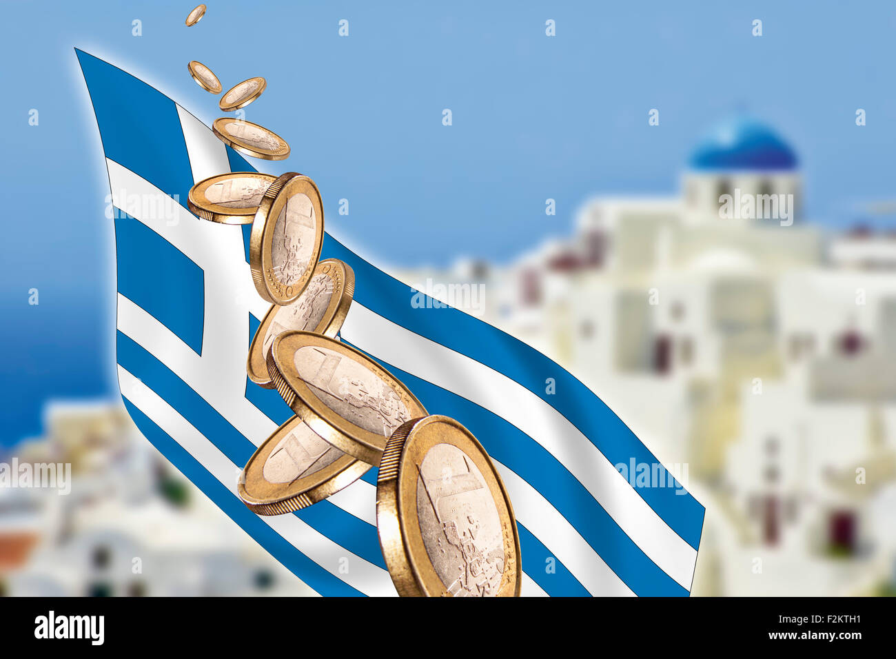 Symbolisches Bild, Griechenland, Grexit, Bank-Krise, Euro-Münzen, Flagge, Santorini im Hintergrund Stockfoto
