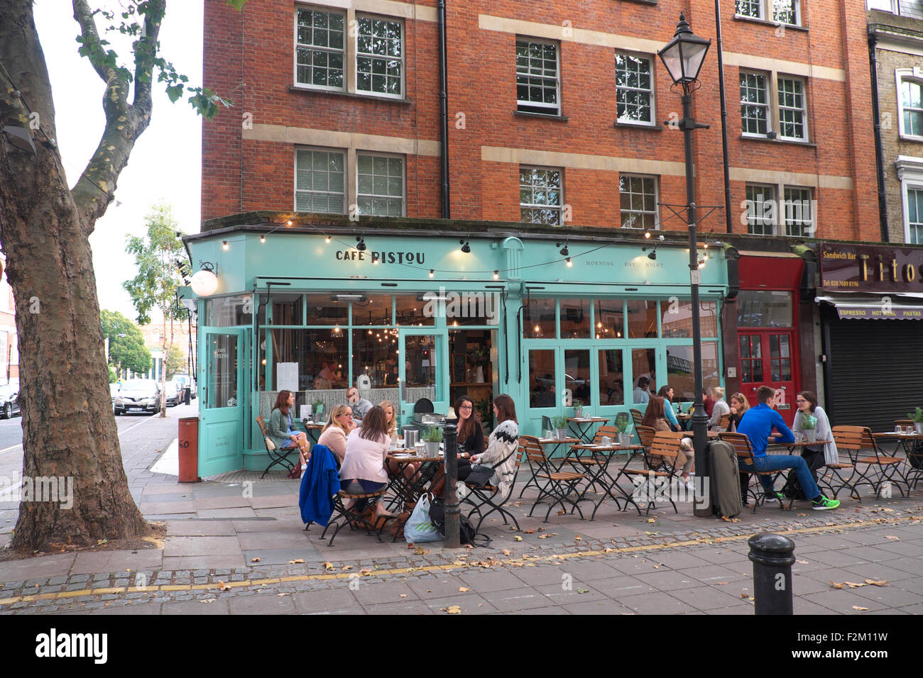 Cafe Pistou London EC UK Open Air1 Alfresco französische Cafe Bistro in Clerkenwell Stockfoto