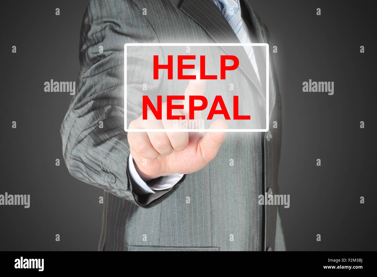 Geschäftsmann, virtuelle Hilfe Nepal-Taste drücken, auf schwarzem Hintergrund Stockfoto