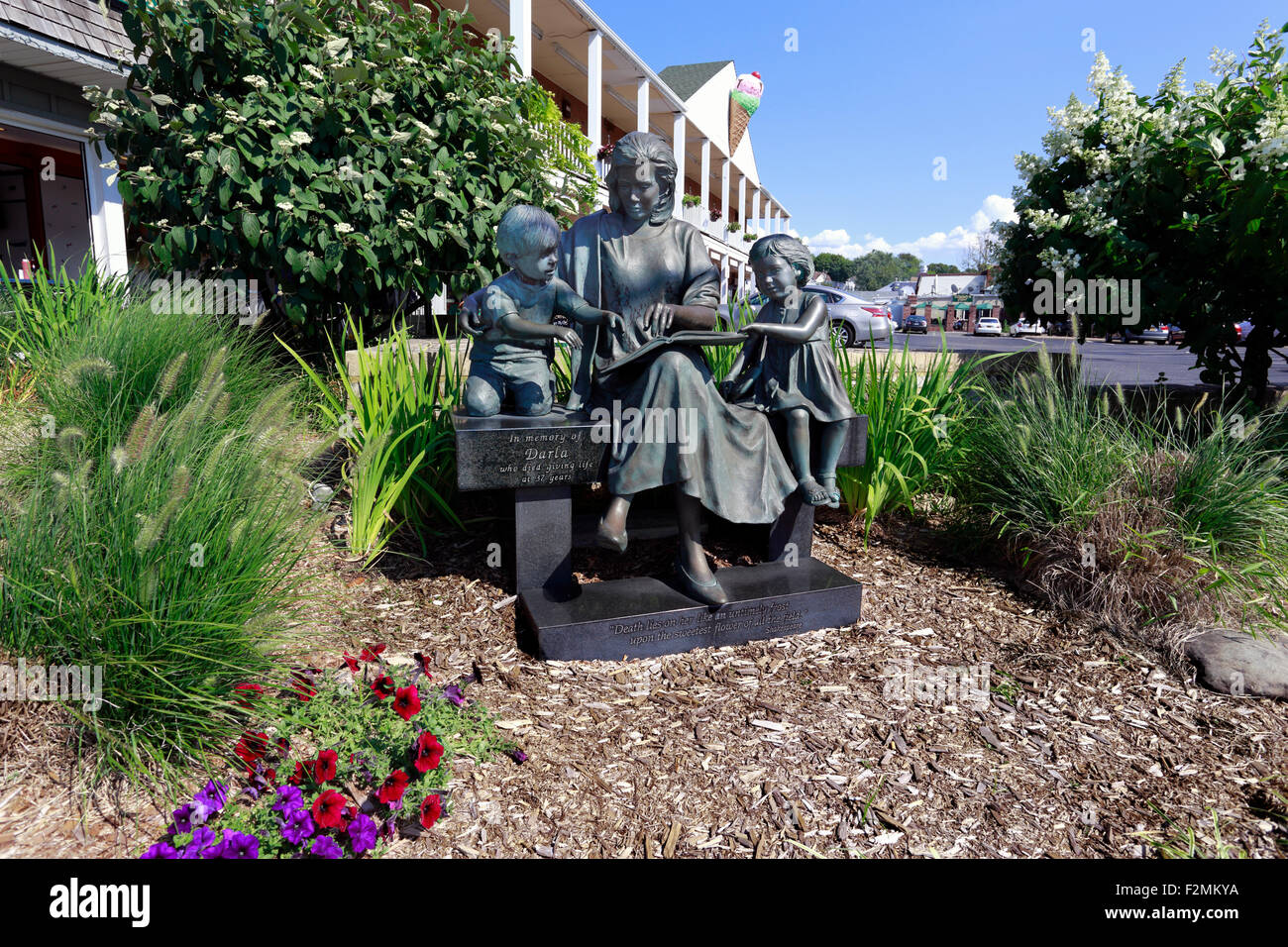 Memorial Statue Dorf Port Jefferson Hafen Long Island New York Stockfoto