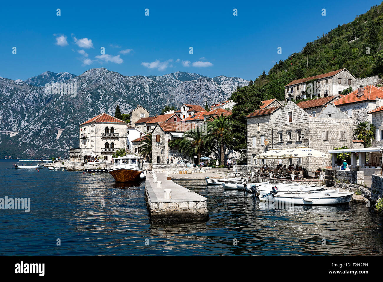 Historische Stadt von Perast, Bucht von Kotor, Montenegro Stockfoto