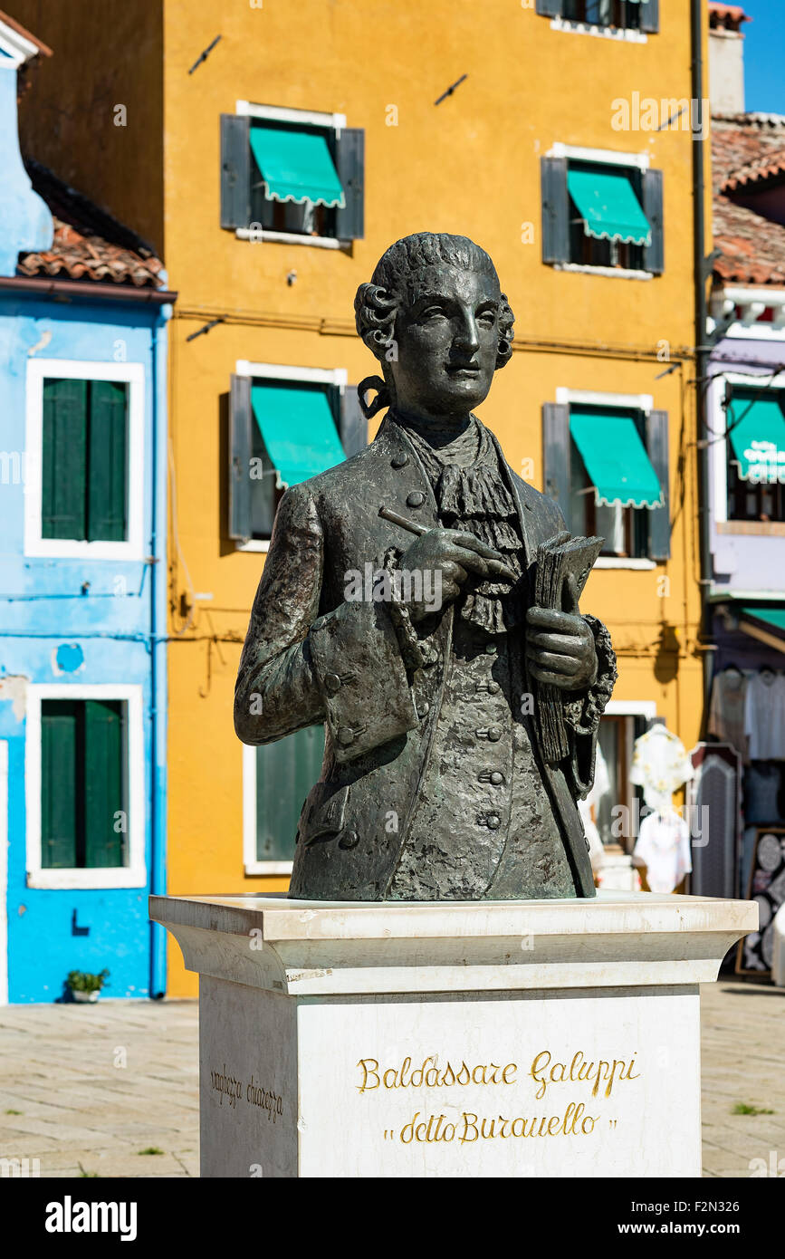 Skulptur, Denkmal, Baldassare Galuppi, italienischer Komponist der Insel Burano, Italien Stockfoto