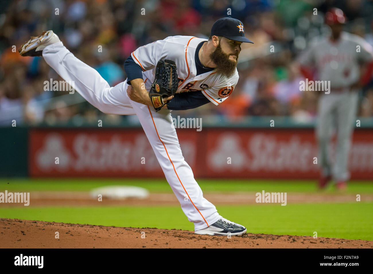 Houston, TX, USA. 21. Sep, 2015. Houston Astros Krug Dallas Keuchel (60) Stellplätze während des 2. Innings ein Hauptliga-Baseball-Spiel zwischen der Houston Astros und die Los Angeles Angels im Minute Maid Park in Houston, Texas ab. Trask Smith/CSM/Alamy Live-Nachrichten Stockfoto