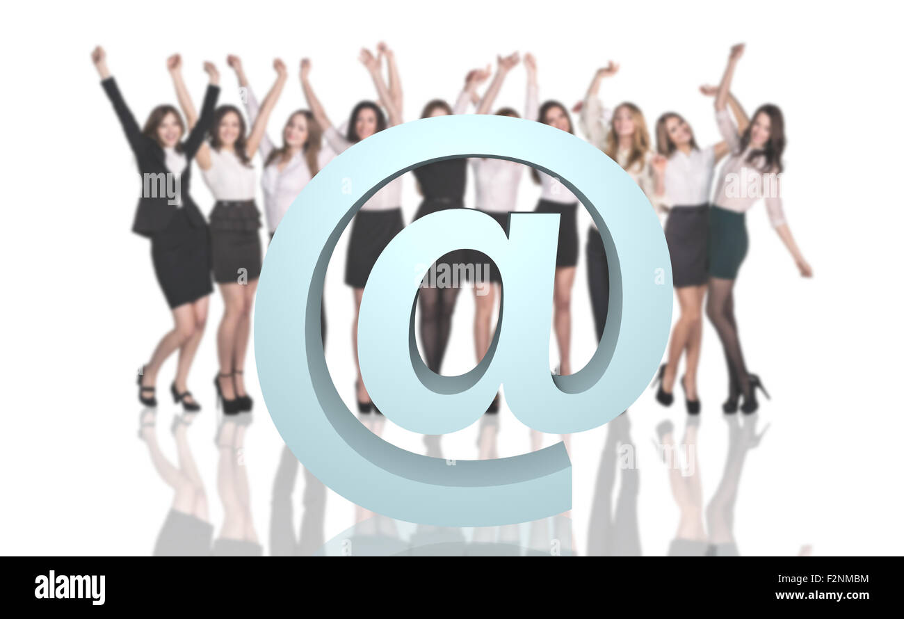 Gruppe von Geschäftsleuten mit großen e-Mail-Symbol Stockfoto