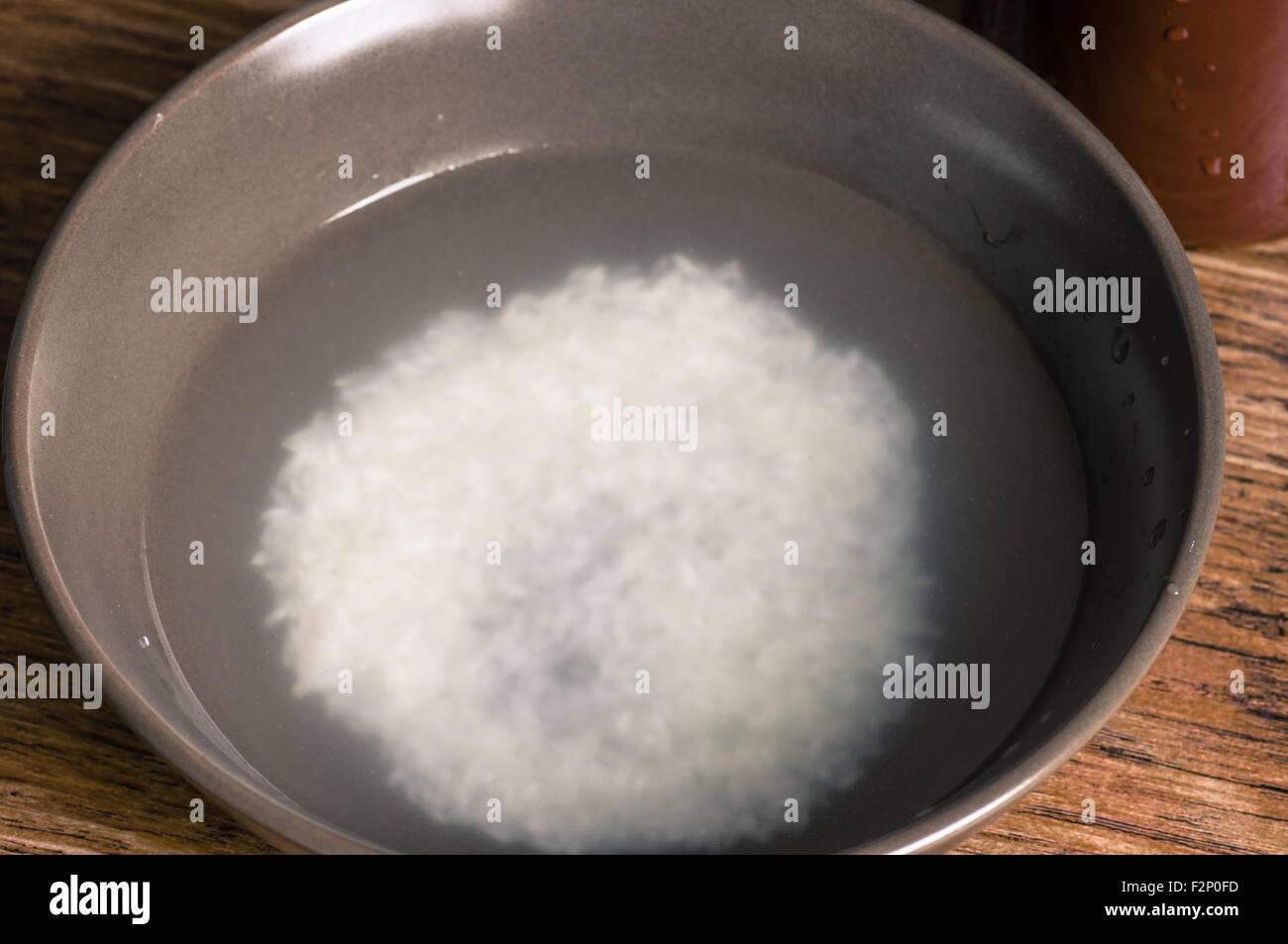 Reis einweichen Fotos und Bildmaterial in hoher Auflösung Alamy
