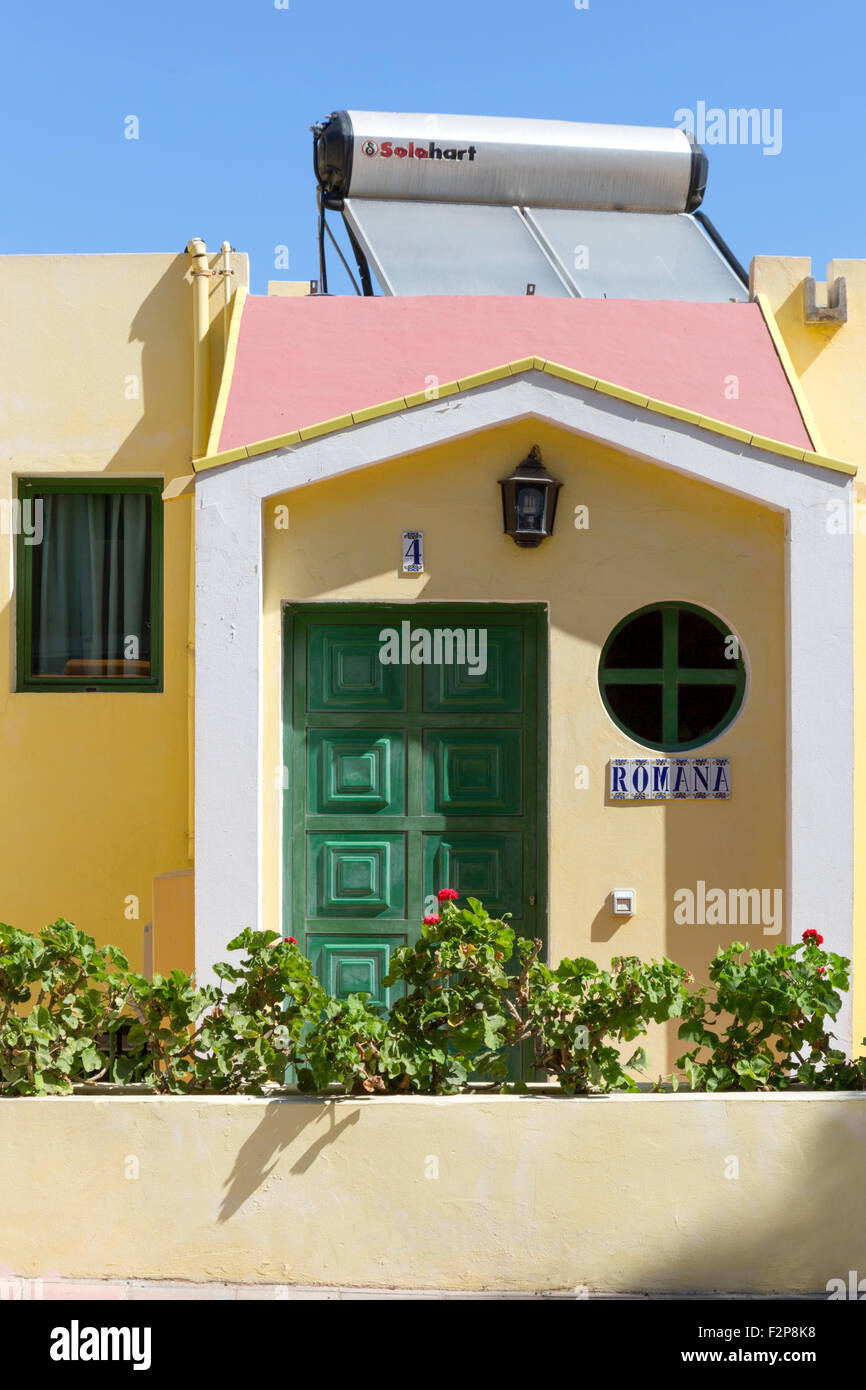 Ferienwohnung mit Solar-Panel Correlejo, Fuerteventura-Kanarische Inseln-Spanien Stockfoto