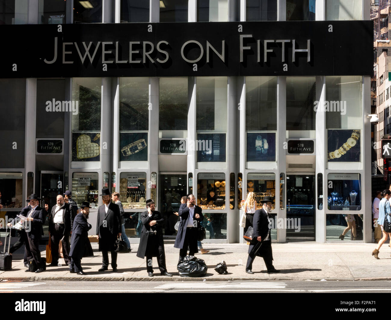Diamond District, Fifth Avenue Straßenszene, NYC Stockfoto