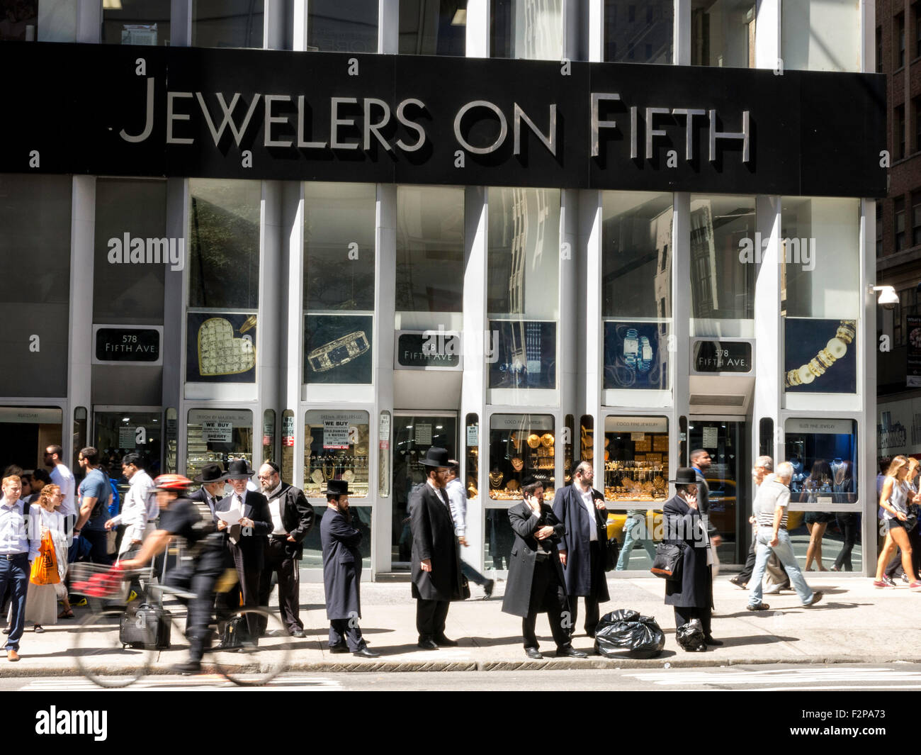 Diamond District, Fifth Avenue Straßenszene, NYC Stockfoto