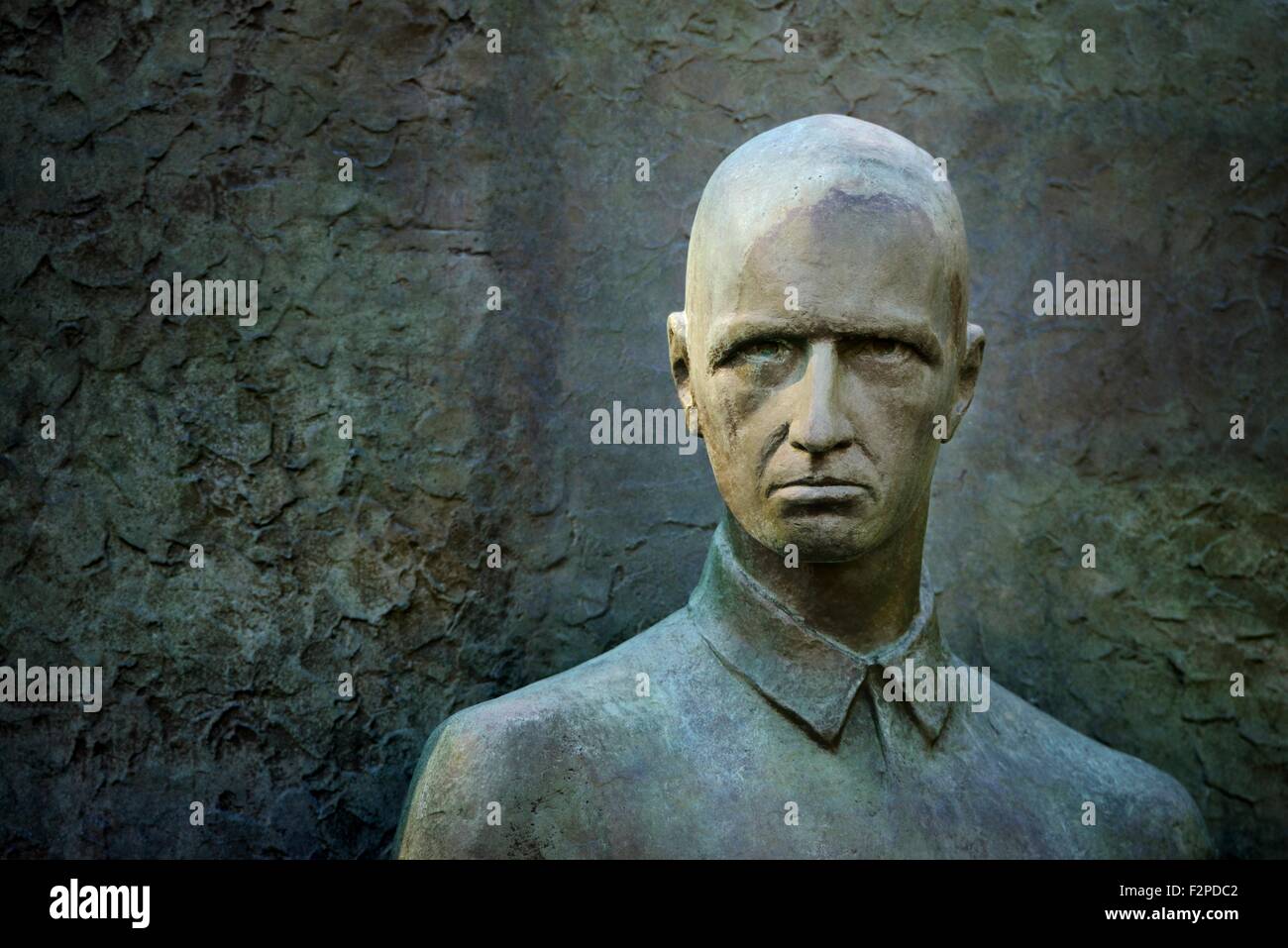 Helsinki, Finnland. Statue-Porträt des finnischen sozialistischen Dichter Autor Arvid Morne Bildhauers Viktor Jansson im Kaivopuisto Park Stockfoto