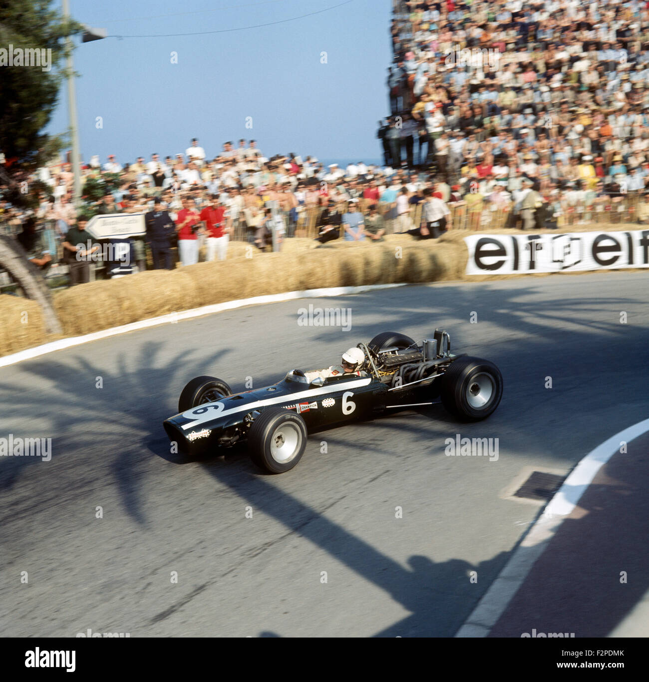 Mike Spence in einem Lotus BRM 25 im Monaco GP, 22. Mai 1966 Stockfoto