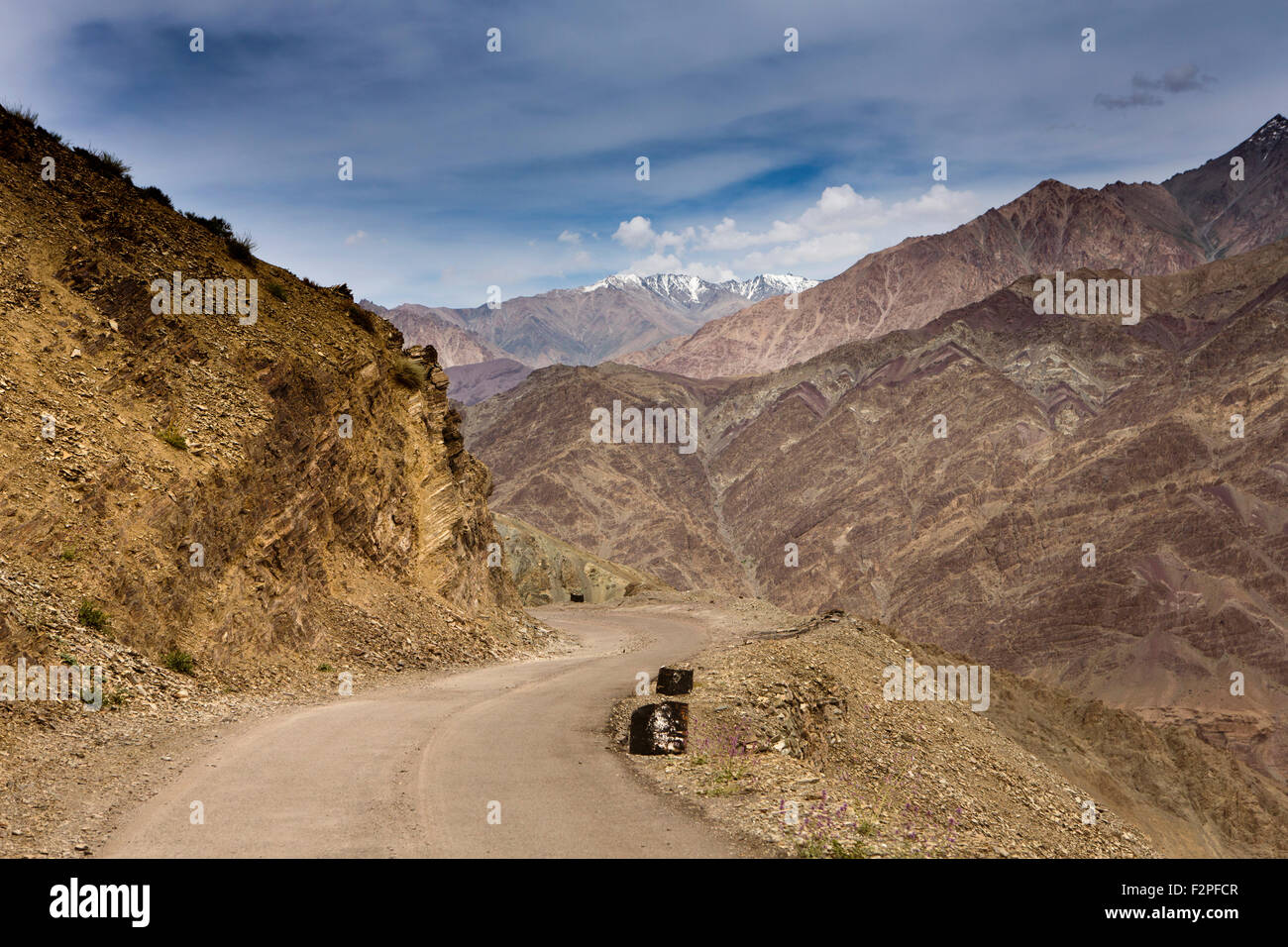 Indien, Jammu & Kashmir, Ladakh, alte Höhe Lamayaru, Khalsi Straße Abzweigung von Kargil Leh Highway Stockfoto